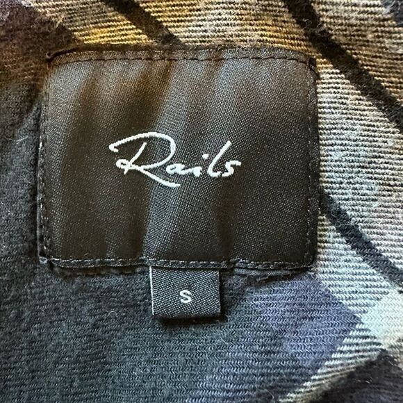 RAILS Women’s Leo Snap Front Plaid Flannel Shirt Black/White Size Small - Picture 3 of 13
